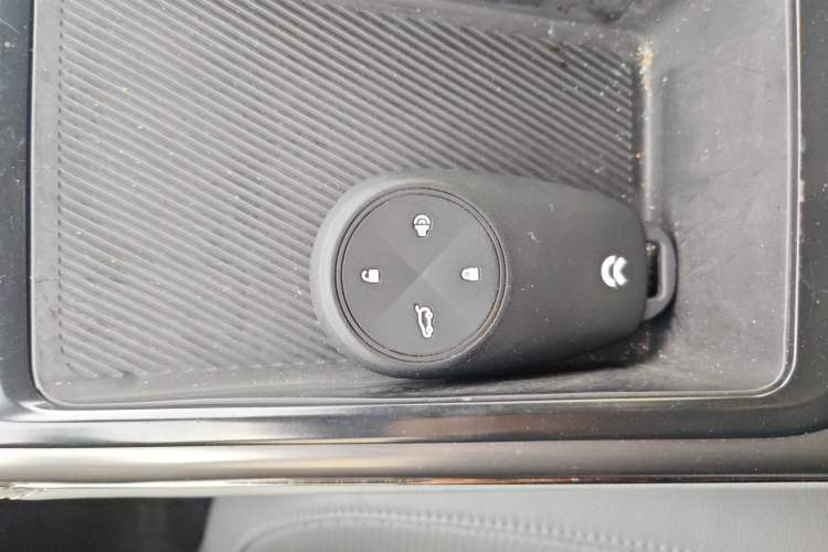 Used Nio ES8 2020 415 km Range 6-Seater Version