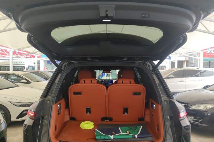 Used Li Auto L9 2024 Ultra Model
