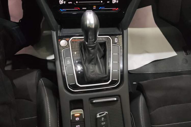 Used Volkswagen Magotan 2020 330TSI DSG Luxury Edition
