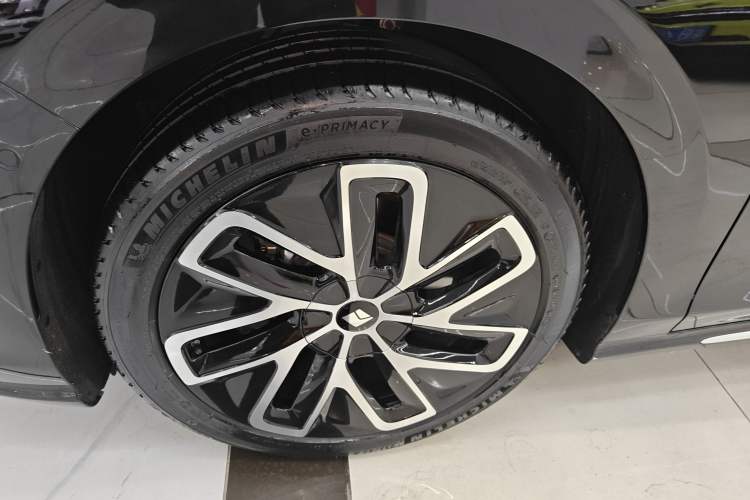 Used Baojun Enjoy 2025 Plug-in Hybrid 140km Luxury Edition