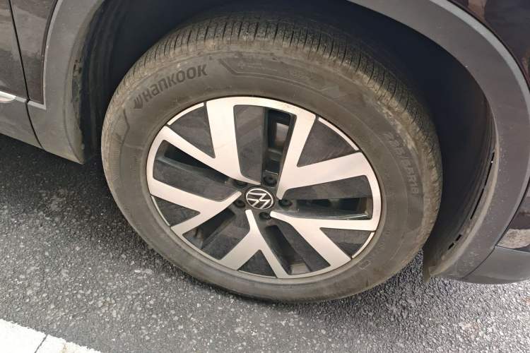 Used Volkswagen Tayron 2024 330TSI Two-Wheel Drive Luxury Plus Advanced Version Right Front Wheel Hub