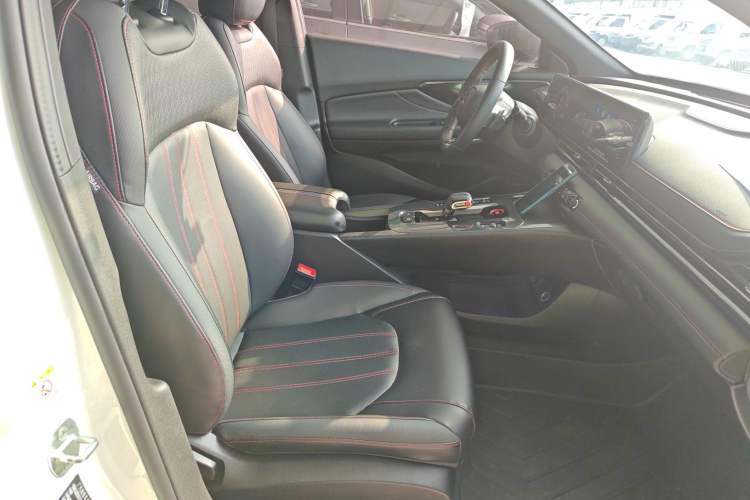 Used GAC Trumpchi EMPOW 2021 270T DCT J15 Version