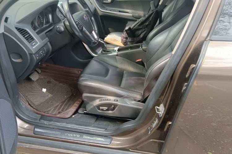 Used Volvo XC60 2014 T5 Zhiyi Edition Left Front Seat