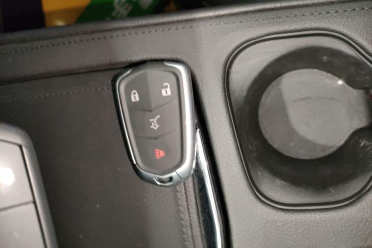 Used Cadillac XT4 2018 28T Two-Wheel Drive Leading Version