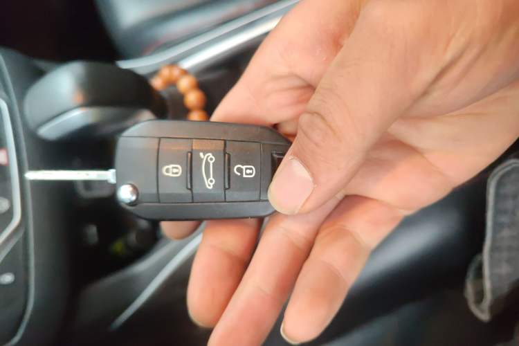 Used Peugeot 408 2016 1.6T Automatic Luxury Edition
