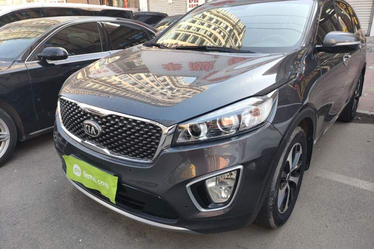 Used Kia Sorento 2015 Sorento L 2.4L Gasoline 4WD Elite Edition 5 Seats China V Emission Standard