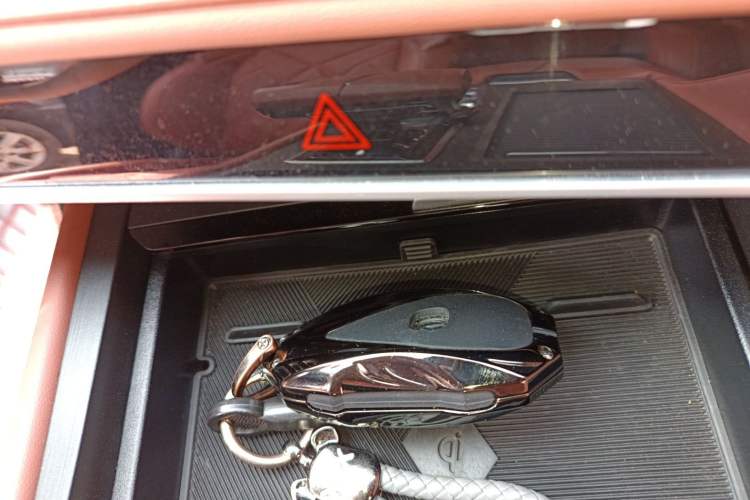 Used CHANGAN CS75 PLUS 2023 3rd Generation 1.5T Automatic Prestige Model
