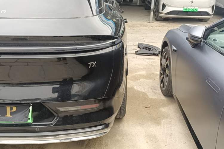 Used Zeekr 7X 2025 75 kWh Rear-Wheel Drive Intelligent Driving Version
