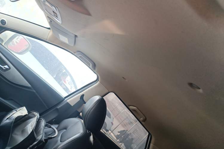 Used Dongfeng Fengon S560 2018 1.8L CVT Elite Model 7 Seats