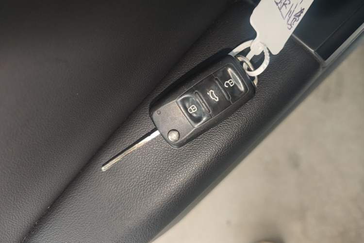 Used Volkswagen Sagitar 2015 1.6L Automatic Comfort Model