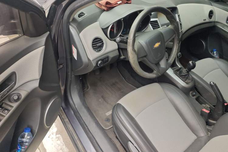 Used Chevrolet Cruze 2009 1.6L SE MT