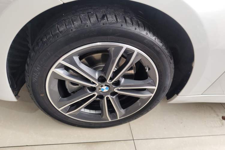 Used BMW 1 Series 2023 120i M Sport Edition Left Front Wheel Hub