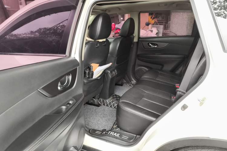 Used Nissan X-Trail 2014 2.0L CVT Comfort Edition 2WD
