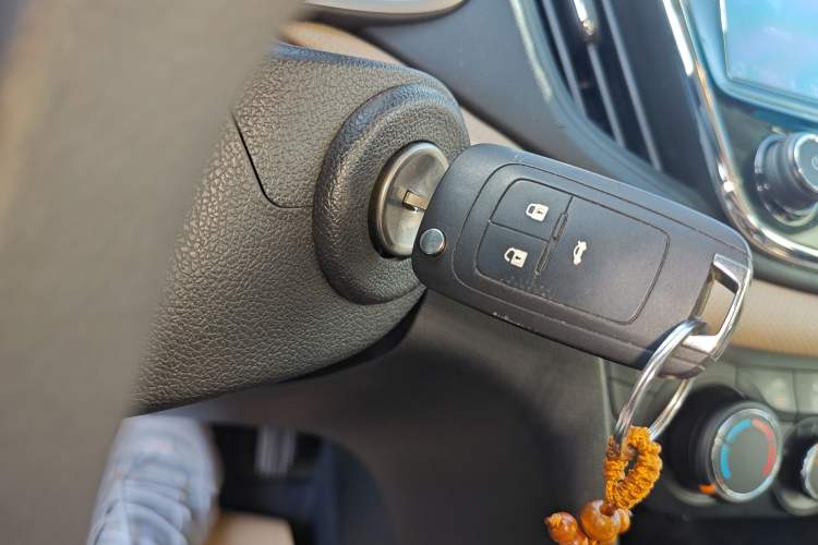 Used Chevrolet Monza 2022 320 Automatic Enjoyment Sunroof Version
