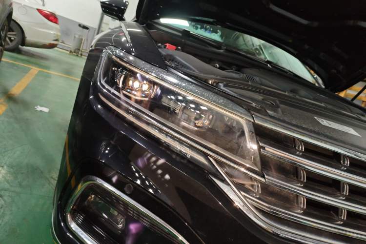 Used Volkswagen Phideon 2021 380TSI Luxury Edition Right Front Headlight