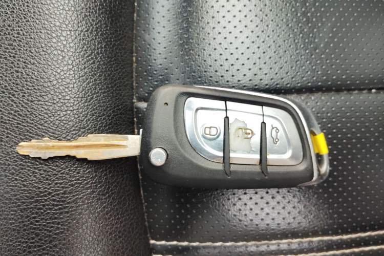 Used Soueast DX3 2019 1.5L Manual Luxury Model China VI Standard
