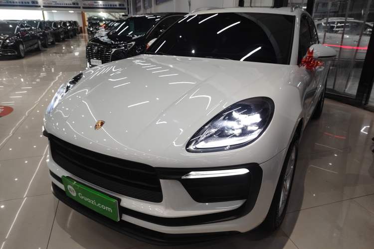 Used Porsche Macan 2024 Macan 2.0T