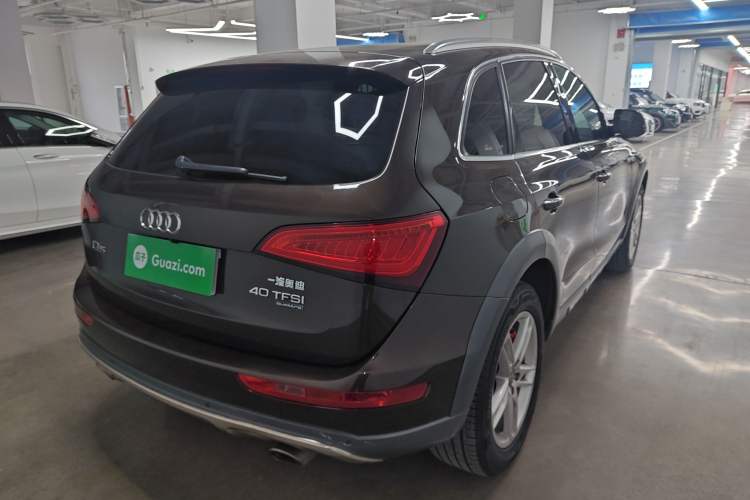 Used Audi Q5 2018 Collector's Edition 40 TFSI Technology Model