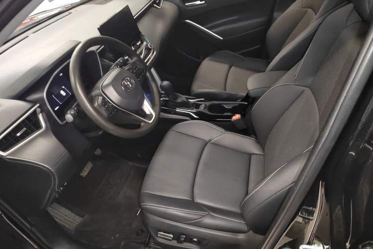 Used Toyota FRONTLANDER 2024 2.0L CVT Luxury Edition Left Front Seat