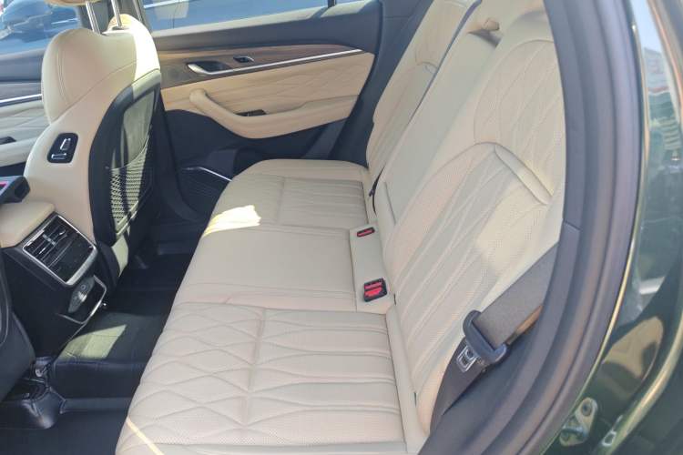 Used Geely Auto Monjaro L 2025 Dongfang Yao 2.0TD Automatic All-Wheel-Drive Wangyue Edition
