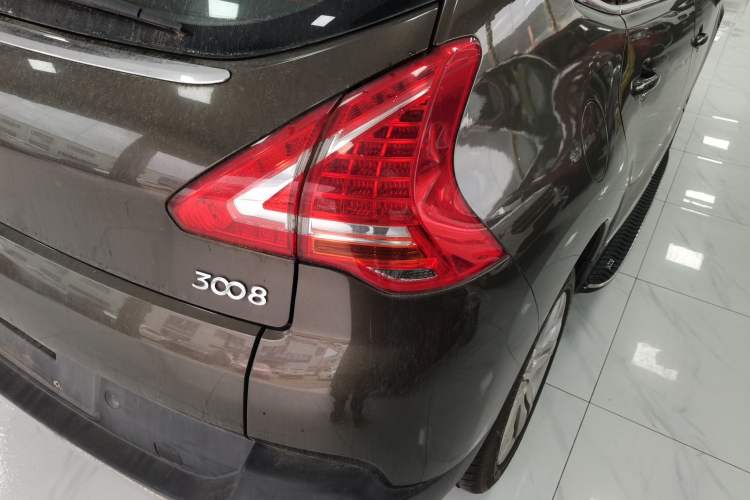 Used Peugeot 3008 2013 2.0L Automatic Classic Edition
