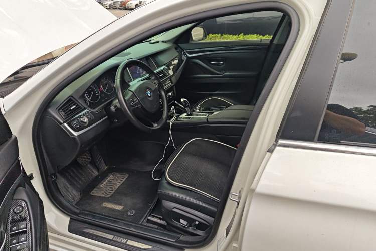 Used BMW 5 Series 2014 520Li Elegant Model Left Front Seat