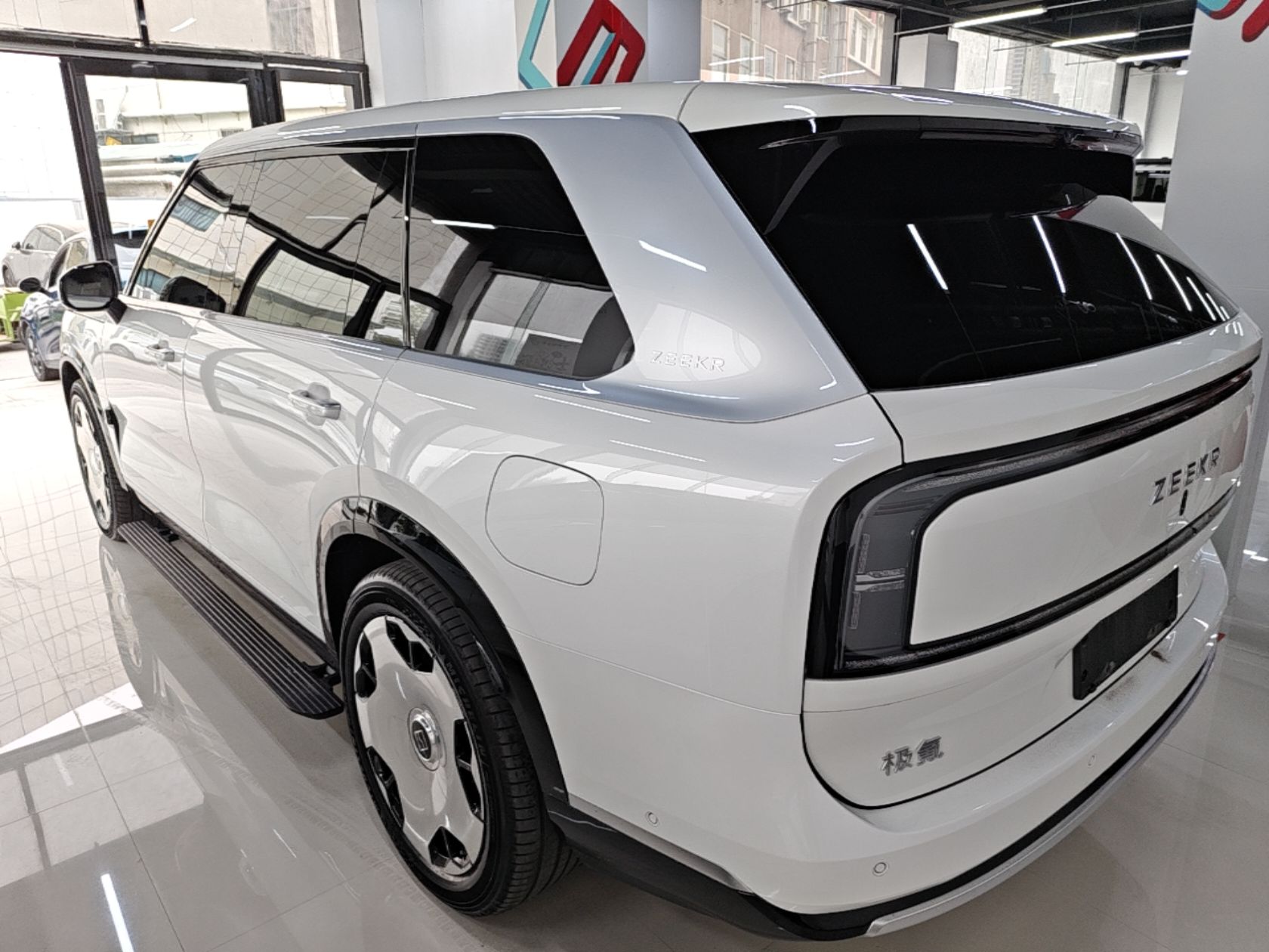 Zeekr 9X 2025 Hyper Edition 70kWh — снимка 4