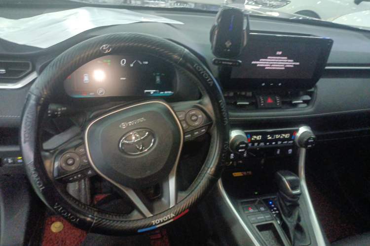 Used Toyota RAV4 2023 2.0L CVT Two-Wheel Drive Fashion Plus Edition