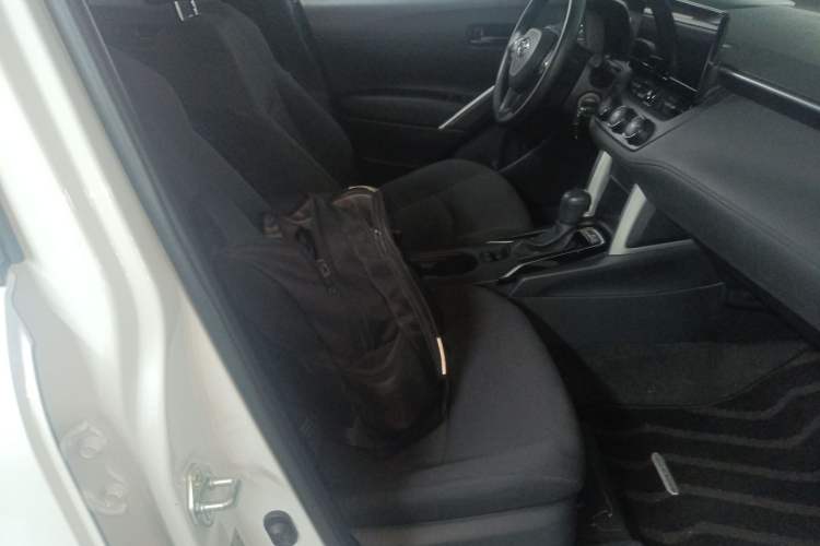 Used Toyota Corolla Cross 2024 2.0L Pioneer Edition Right Front Seat