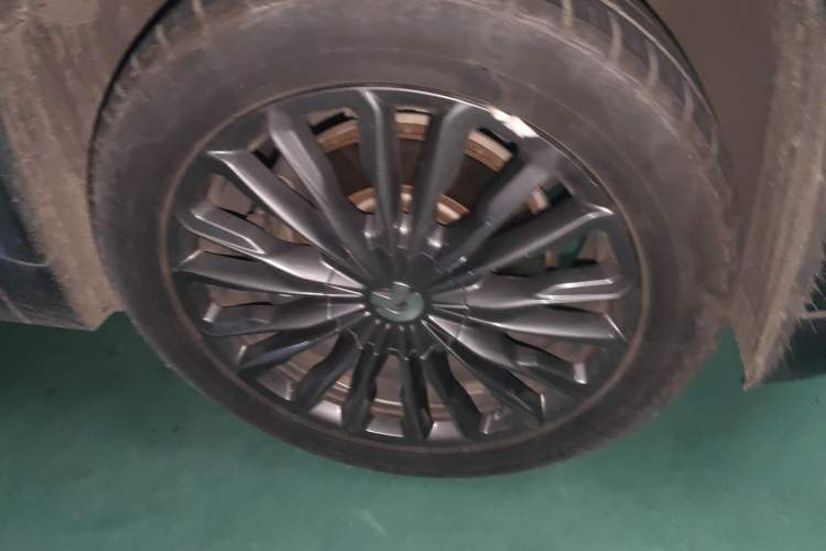 Used Nio ES8 2018 355 km Base Version 7-Seater Edition