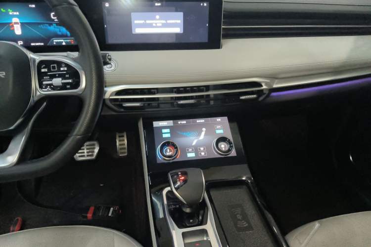 Used JETOUR X70 2023 Zhuge 2.0T DCT Kongming 5-Seater