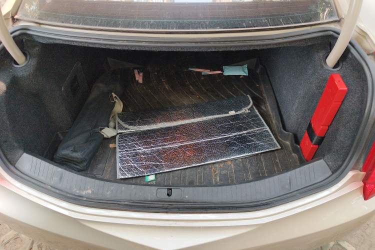 Used Cadillac XTS 2015 28T Comfort Model Trunk