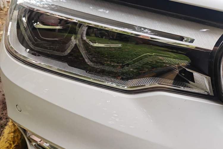 Used BMW 5 Series 2018 Facelifted 530Li Luxury Edition Premium Package
