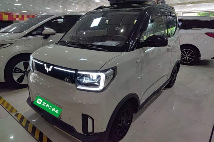 Used Wuling Hongguang MINIEV 2022 GAMEBOY 300km Enthusiast Model with Lithium Iron Phosphate