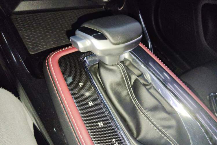 Used CHANGAN OSHAN X5 2021 1.5T DCT Prestige Edition Gear Lever