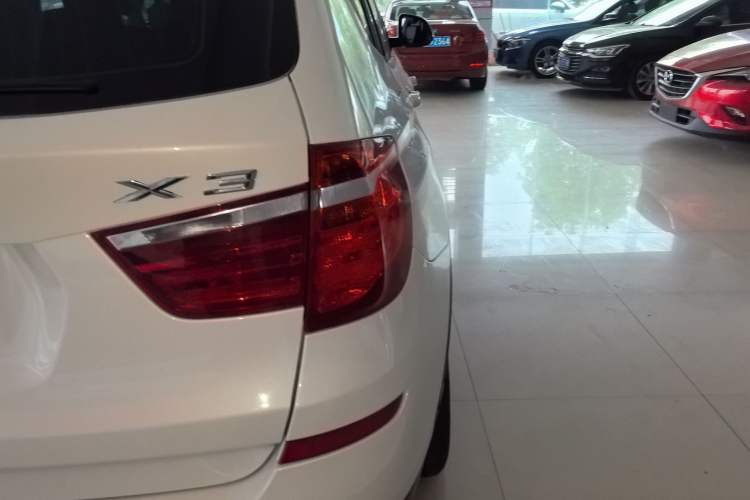 Used BMW X3 2016 sDrive20i Right Rear Taillight