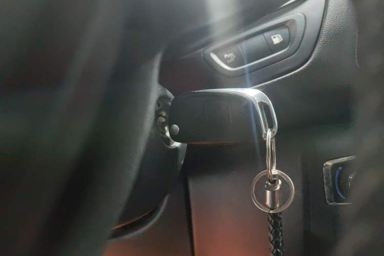 Used Citroen C5 2014 2.0L Automatic Luxury Edition Vehicle Key