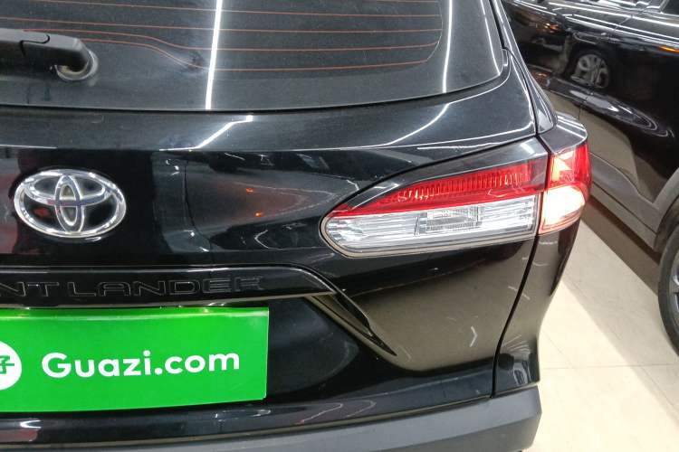 Used Toyota FRONTLANDER 2023 2.0L CVT Elite Edition
