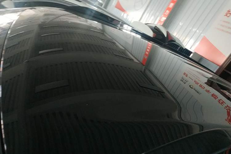 Used Wuling Xingguang 560 New Energy 2026 Model, Plug-in Hybrid, 125 km, Luxury Version Roof