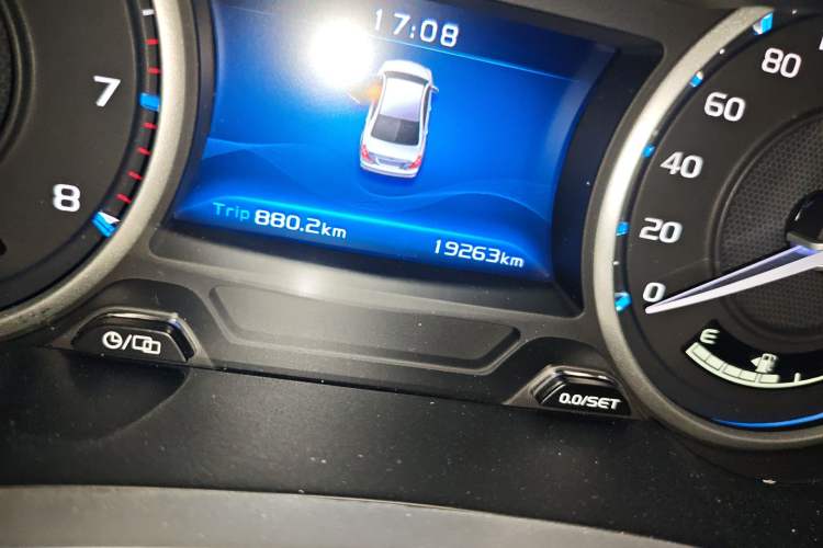 Used Geely Auto Emgrand 2017 Sedan Million Edition 1.5L Manual - Upward Version
