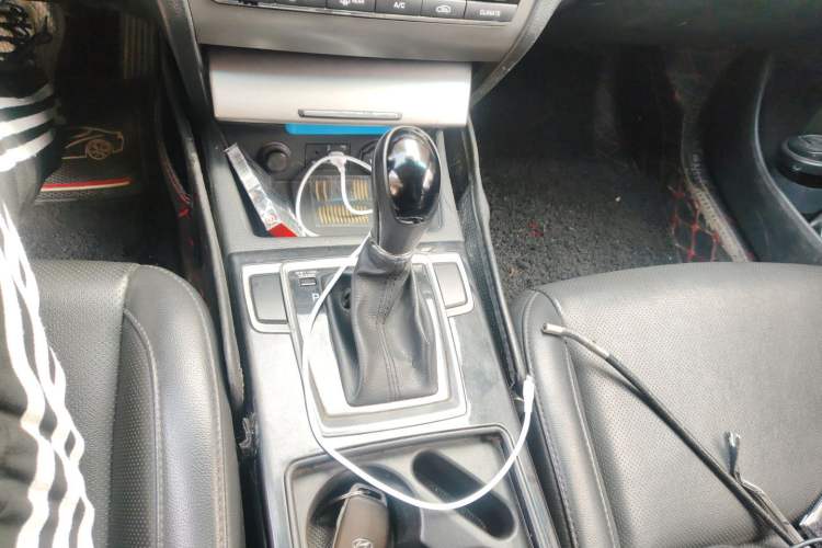 Used Hyundai Mistra 2016 1.8L Automatic Smart GLS Gear Lever