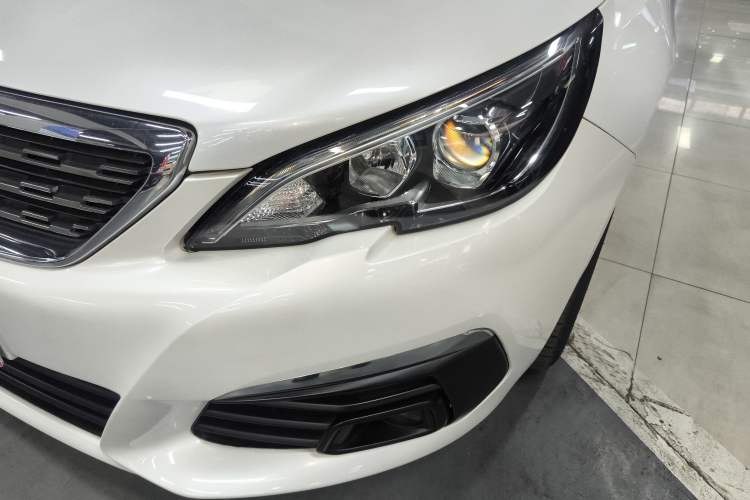 Used Peugeot 308 2018 1.6L Automatic Luxury Edition
