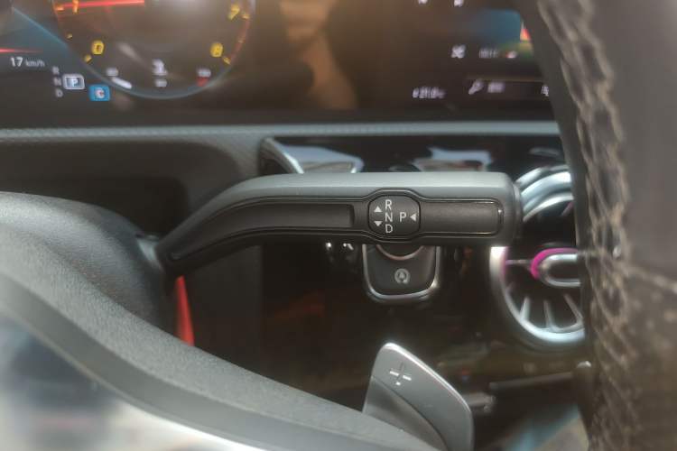 Used Mercedes-Benz A-Class 2021 A 200 L Sport Sedan Fashion Model
