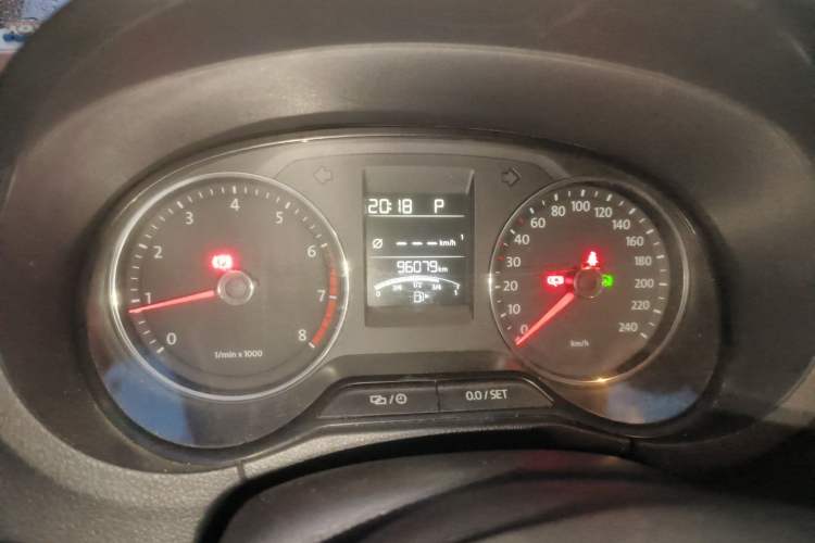 Used Volkswagen Polo 2014 1.6L Automatic Comfort Edition
