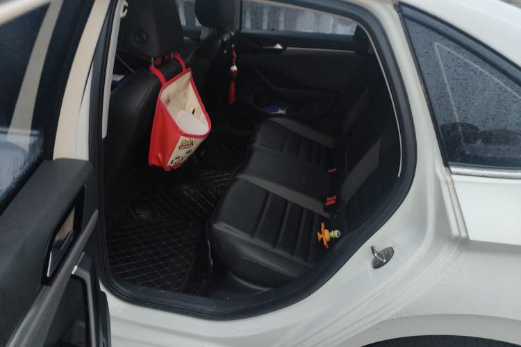 Used Volkswagen Sagitar 2020 280TSI DSG Comfort Version China VI Standard Left Rear Seat