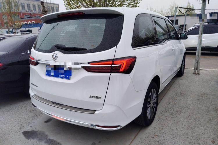 Used Buick GL8 2022 Land Cruiser Executive Class 652T Comfort Model Rear Right 45 Deg