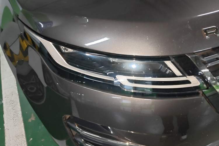 Used Land Rover Range Evoque 2023 Aurora L 249 PS Luxury Edition
