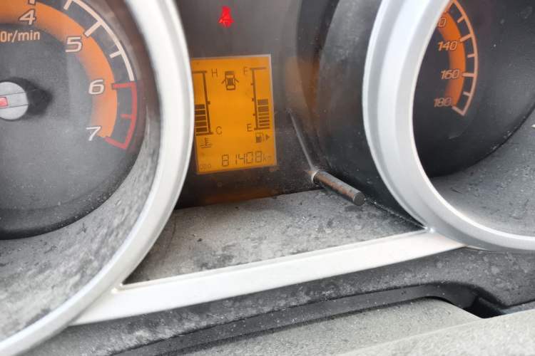 Used CHANGAN KAICHENG Ounuo S  Odometer Close Up