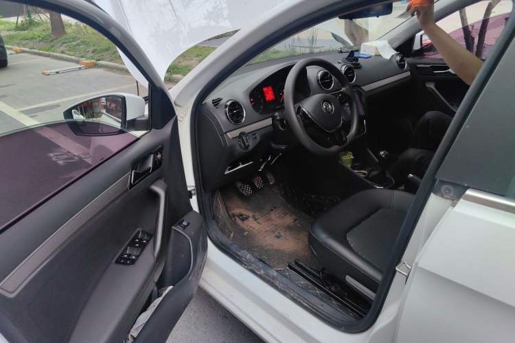 Used Volkswagen Jetta 2017 1.4L Manual Comfort Model Driver Seat