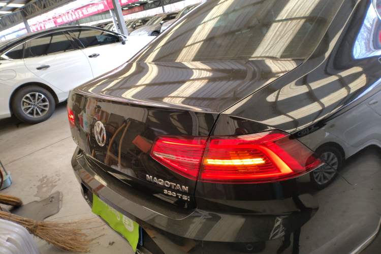 Used Volkswagen Magotan 2018 330TSI DSG Advanced Model